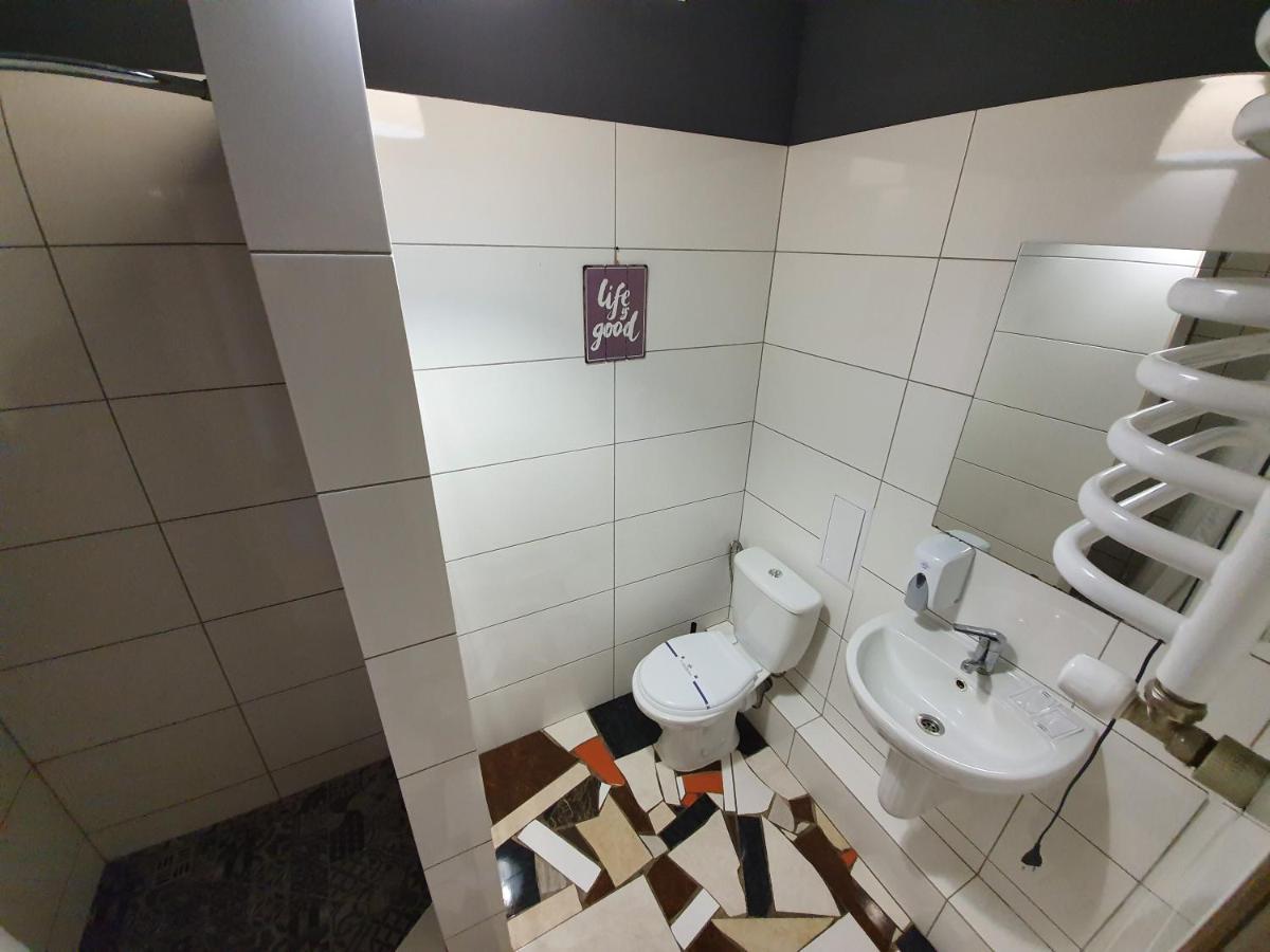 Посуточно Апартаменты Ивано-Франковск 602 エクステリア 写真